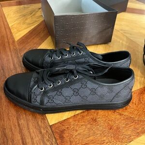 Women gucci shoes